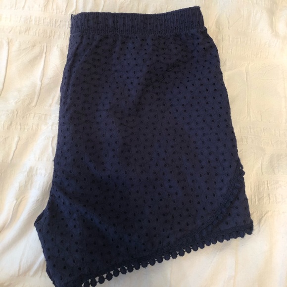 girls CAT & JACK (target) navy lace shorts - Picture 5 of 5